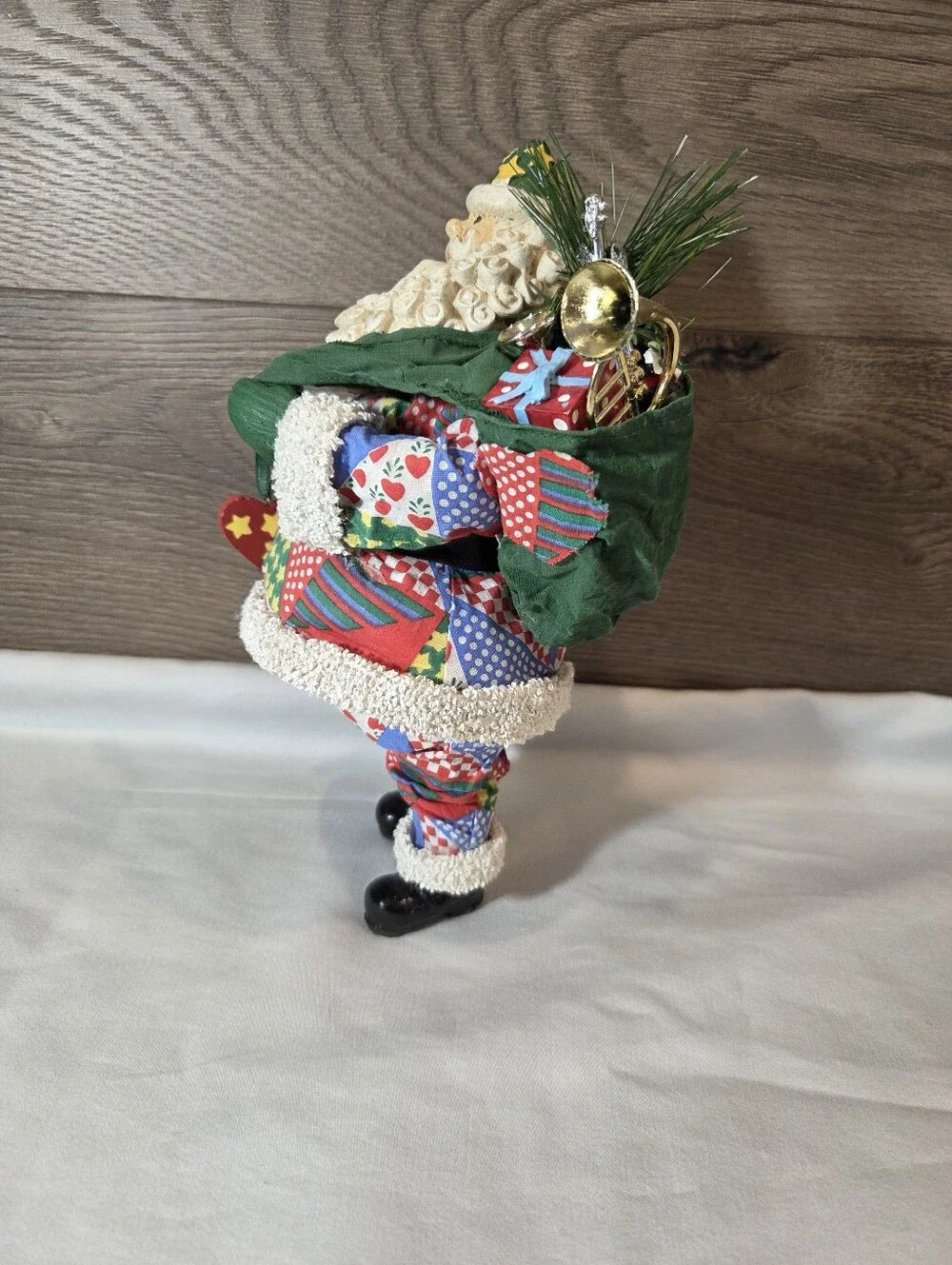Patchwork Santa 9.5